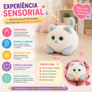 Gato Pelúcia Interativo Sensorial Sons Realistas Pisca Olhos e Abana o Rabo